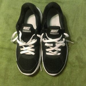 Relentless 2 NIKE shoes